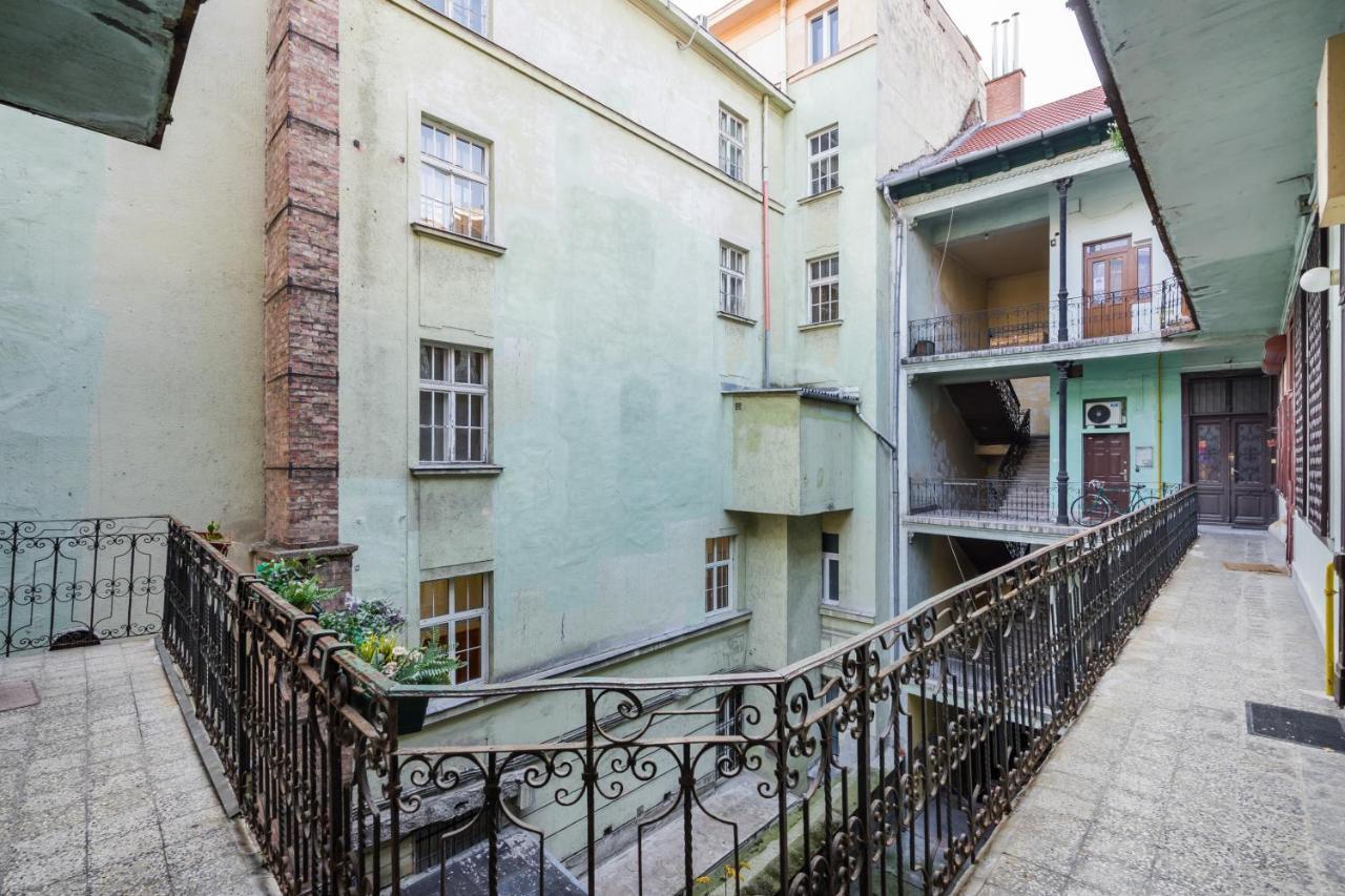 בודפשט Bpr Robinia Downtown Apartment מראה חיצוני תמונה